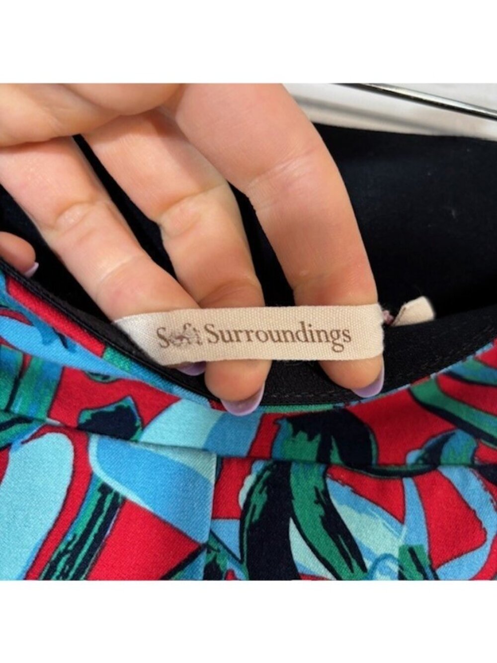 Soft Surroundings Pants Womens Medium Pull On Leggings Crop Blue Red Art - Picture 3 of 6